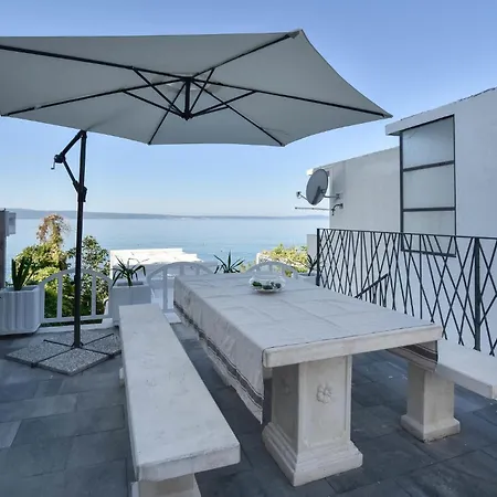Grljevacka Vi Tatil Evi *